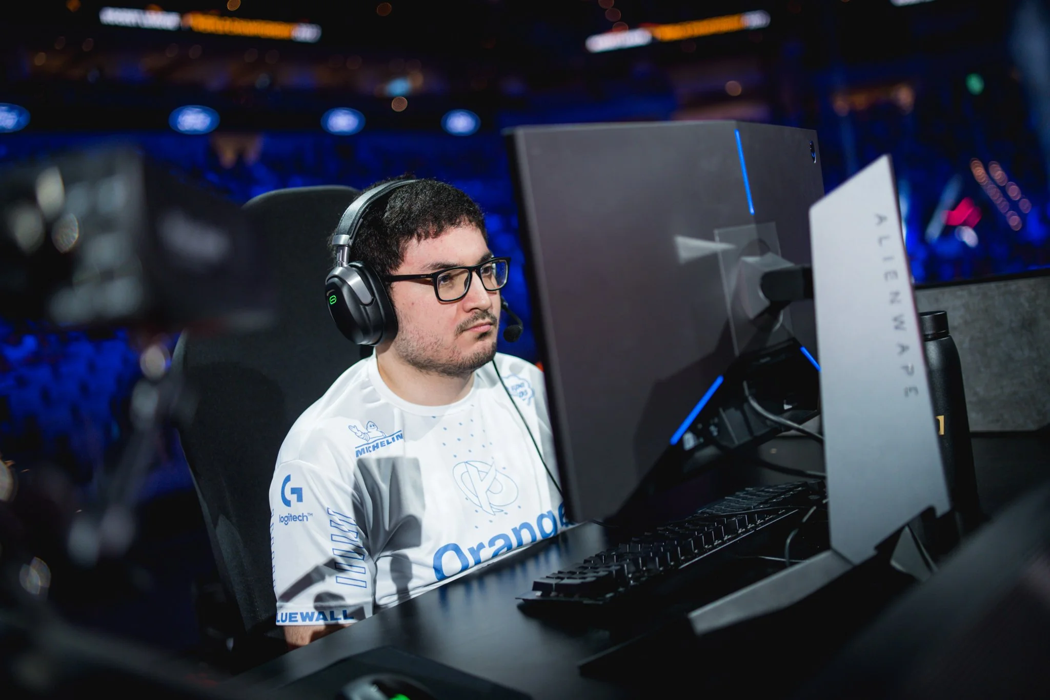 Moist Esports set to sign AztraL